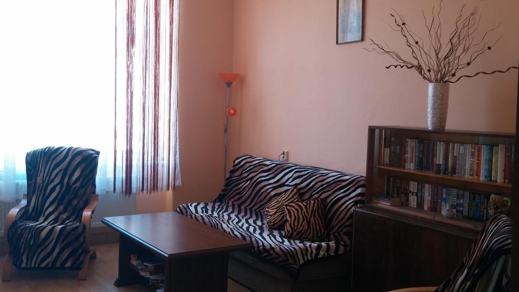 Apartment Fairy Tale كارلوفي فاري المظهر الخارجي الصورة