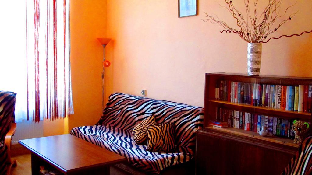 Apartment Fairy Tale كارلوفي فاري المظهر الخارجي الصورة